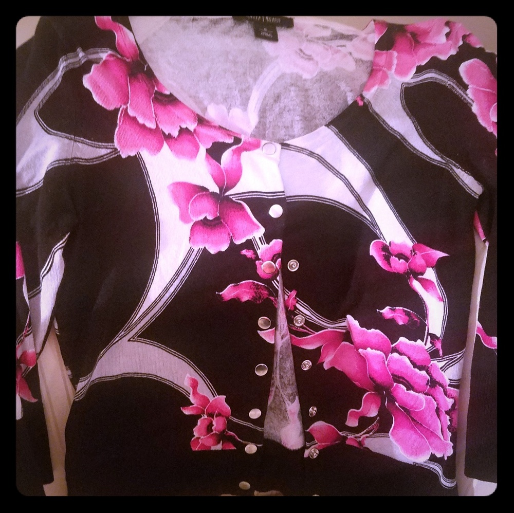 white house black market sweater sz small